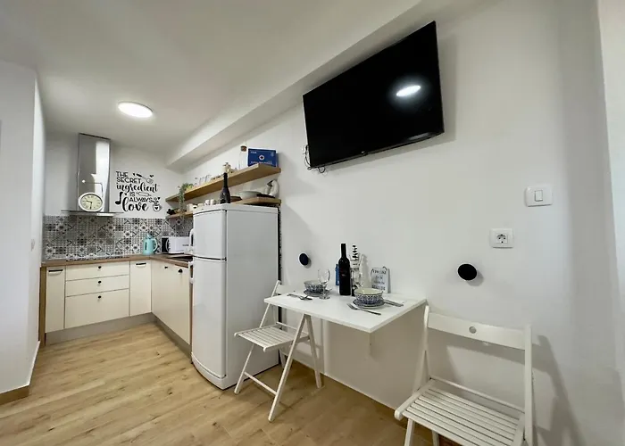 Matek Family & Apartment *