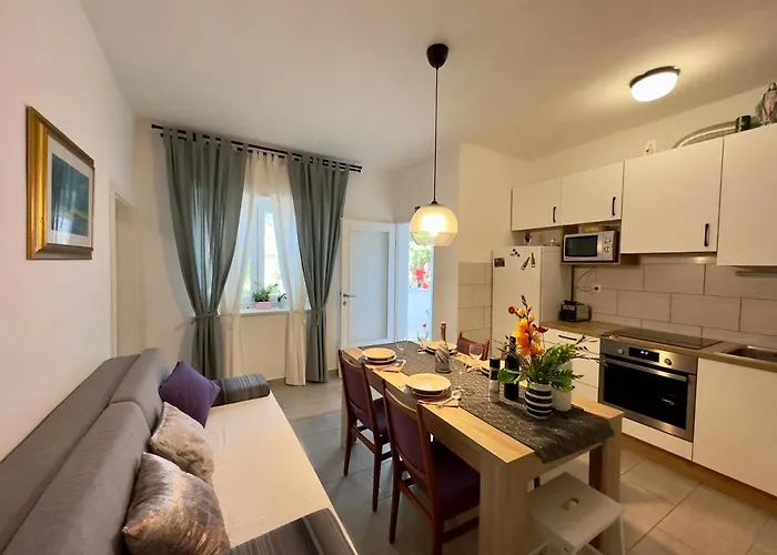 Matek Family & Apartment *